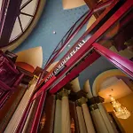 Golden Pearl Im Stadtzentrum 4*