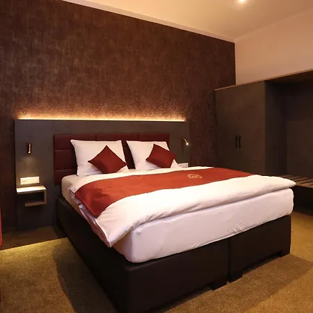 فندق Golden Pearl Im Stadtzentrum ماغديبورغ