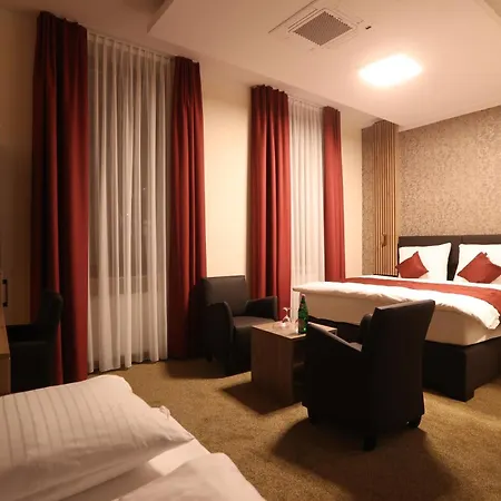 Golden Pearl Im Stadtzentrum Hotel Magdeburk