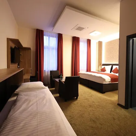 Hotel Golden Pearl Im Stadtzentrum Magdeburk