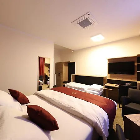 Golden Pearl Im Stadtzentrum Hotel 4*