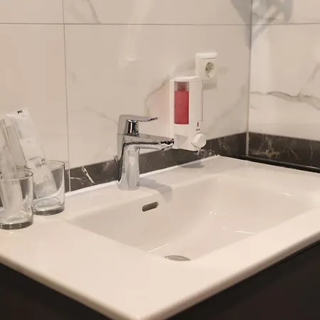 Hotel Golden Pearl Magdeburg