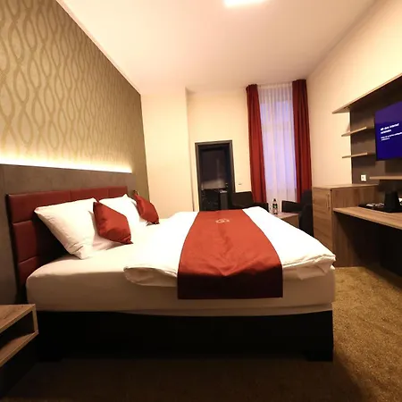 Hotel Golden Pearl Im Stadtzentrum Magdeburk