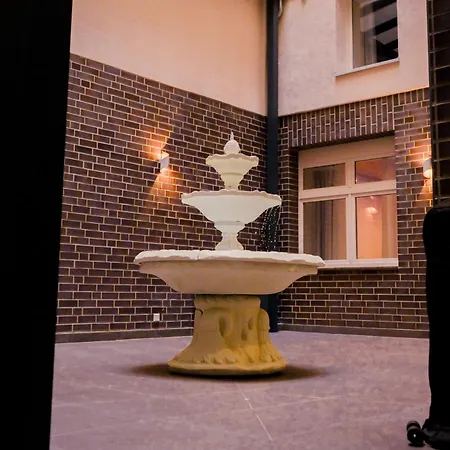 Hotel Golden Pearl Im Stadtzentrum