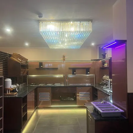 Golden Pearl Im Stadtzentrum 4* Magdeburk