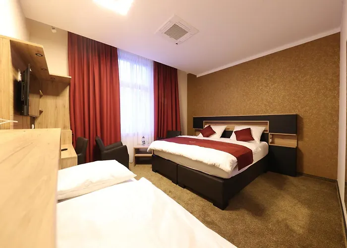 فندق Golden Pearl Im Stadtzentrum