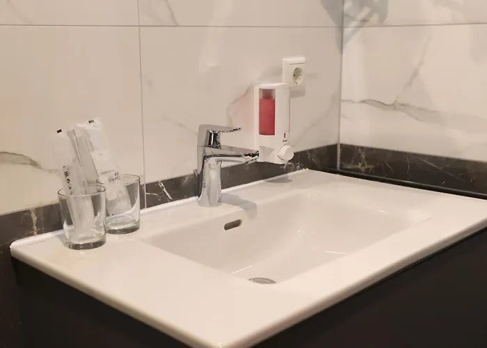 Hotel Golden Pearl Im Stadtzentrum Magdeburg