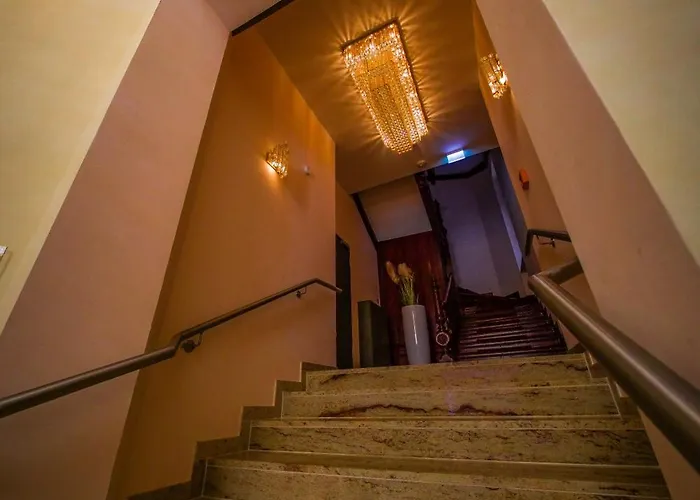 Golden Pearl Im Stadtzentrum 4* ماغديبورغ