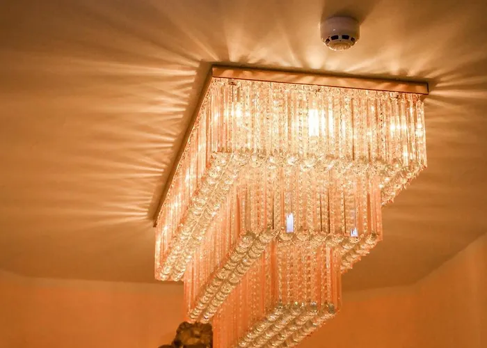 فندق Golden Pearl Im Stadtzentrum