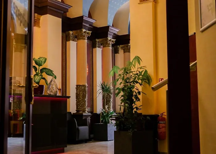 Golden Pearl Im Stadtzentrum فندق