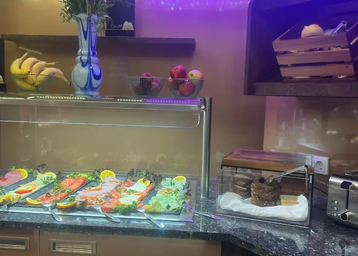 מלון Golden Pearl Im Stadtzentrum